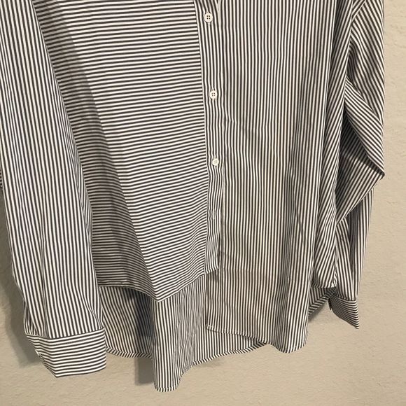 2 For $25 Elodie - Button Up Striped Shirt Size L - Picture 5 of 6